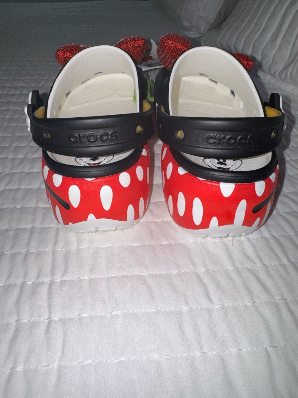Official Disney Minnie Mouse Platform Crocs with Sequin Red Bows - Picture 8 of 14